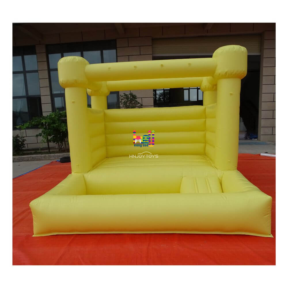 customized inflatable bounce castle with ball pit