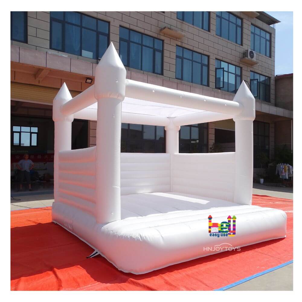 outdoor commercial inflatable white bounce house