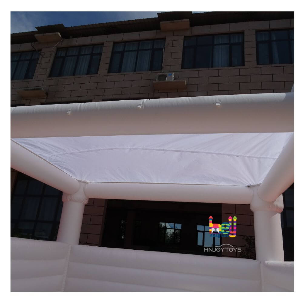 outdoor commercial inflatable white bounce house