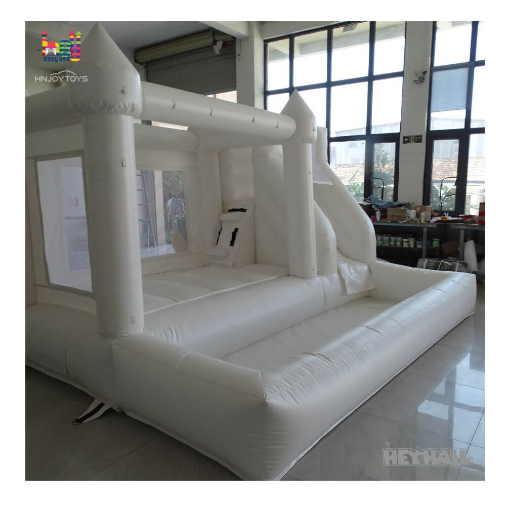 factory price commercial inflatable castle