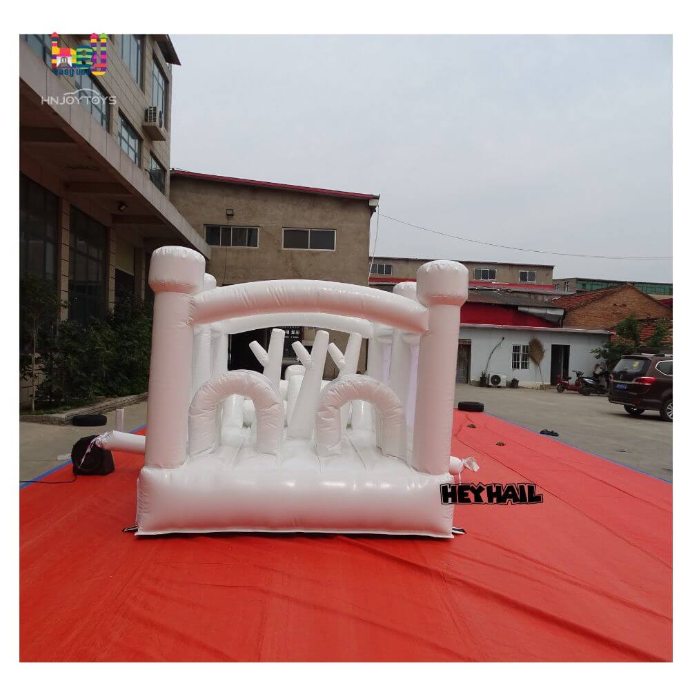 White Inflatable Obstacle Course 