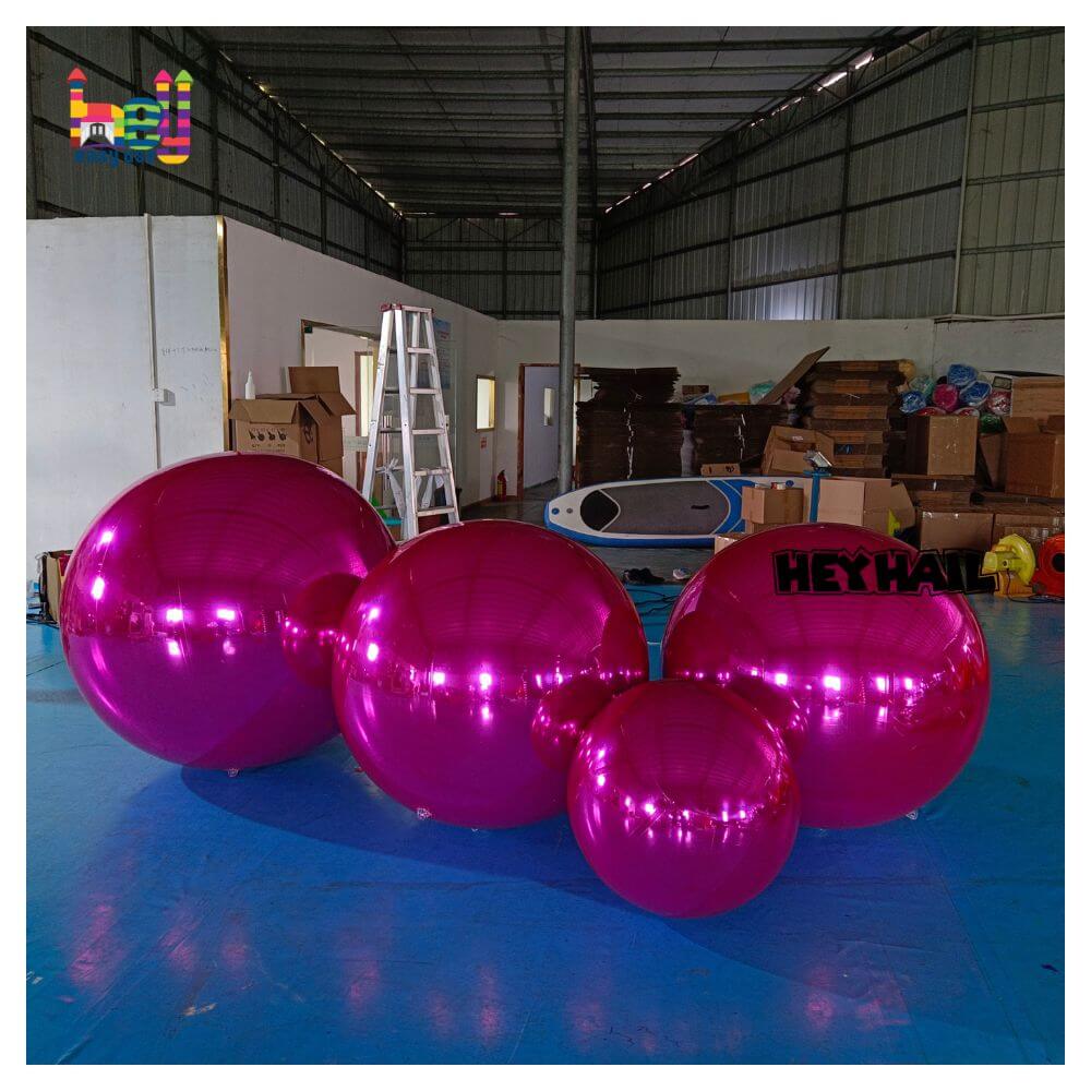 Inflatable Mirror Spheres Giant Balls