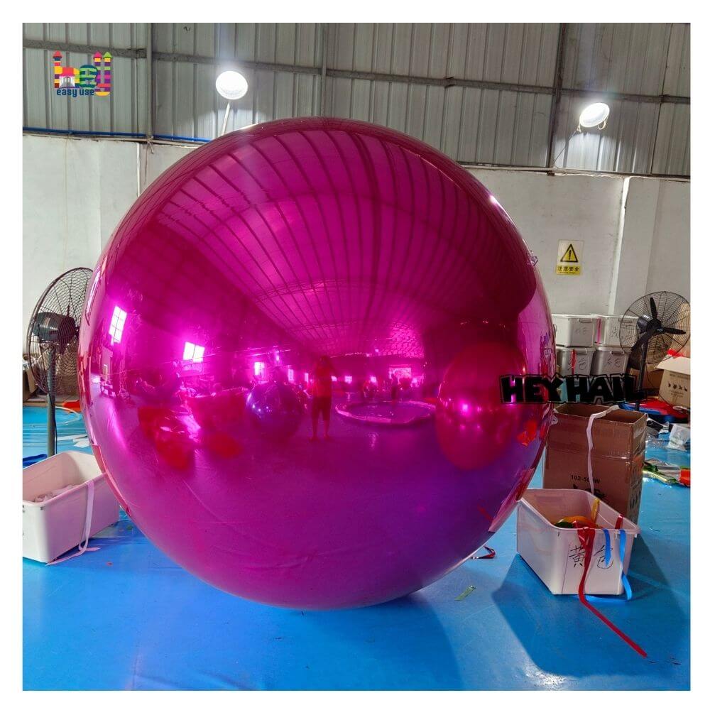 Inflatable Mirror Spheres Giant Balls